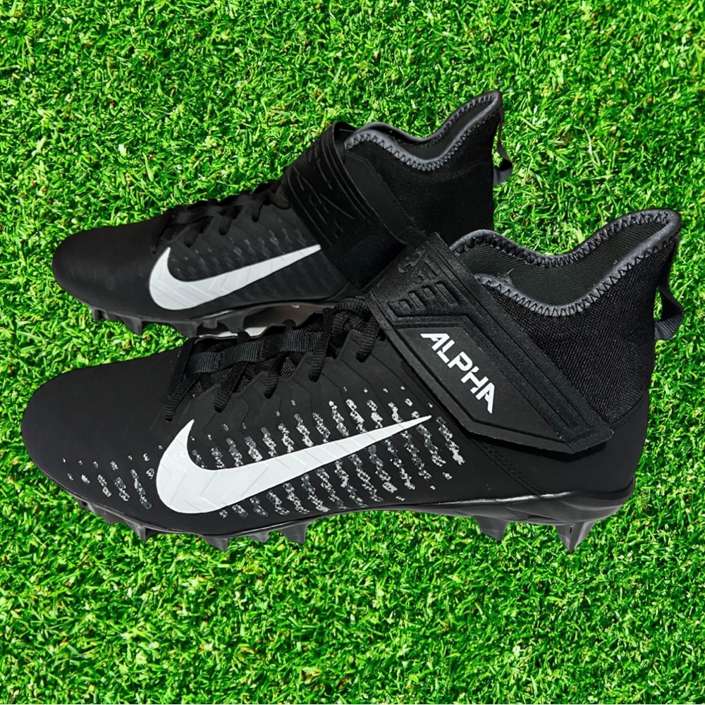 Nike Men’s Alpha Menace Pro 2 Mid Black/White Football Cleats